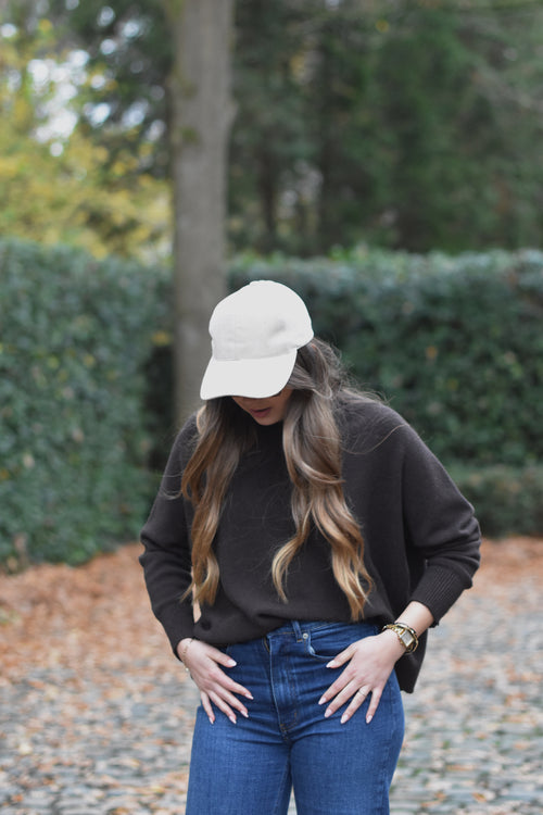 Beige suède pet