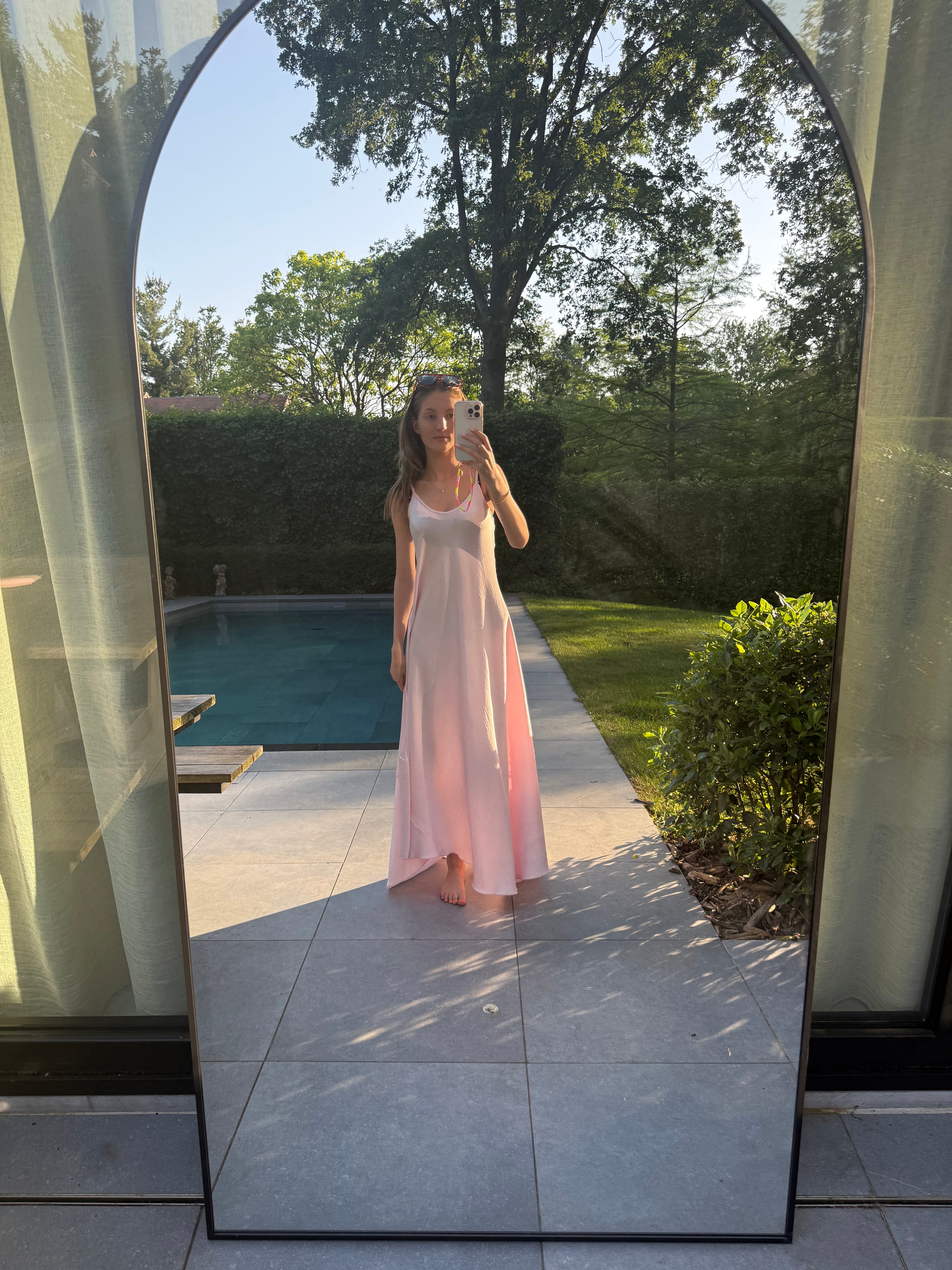 Kleedje: licht roze & extra lang