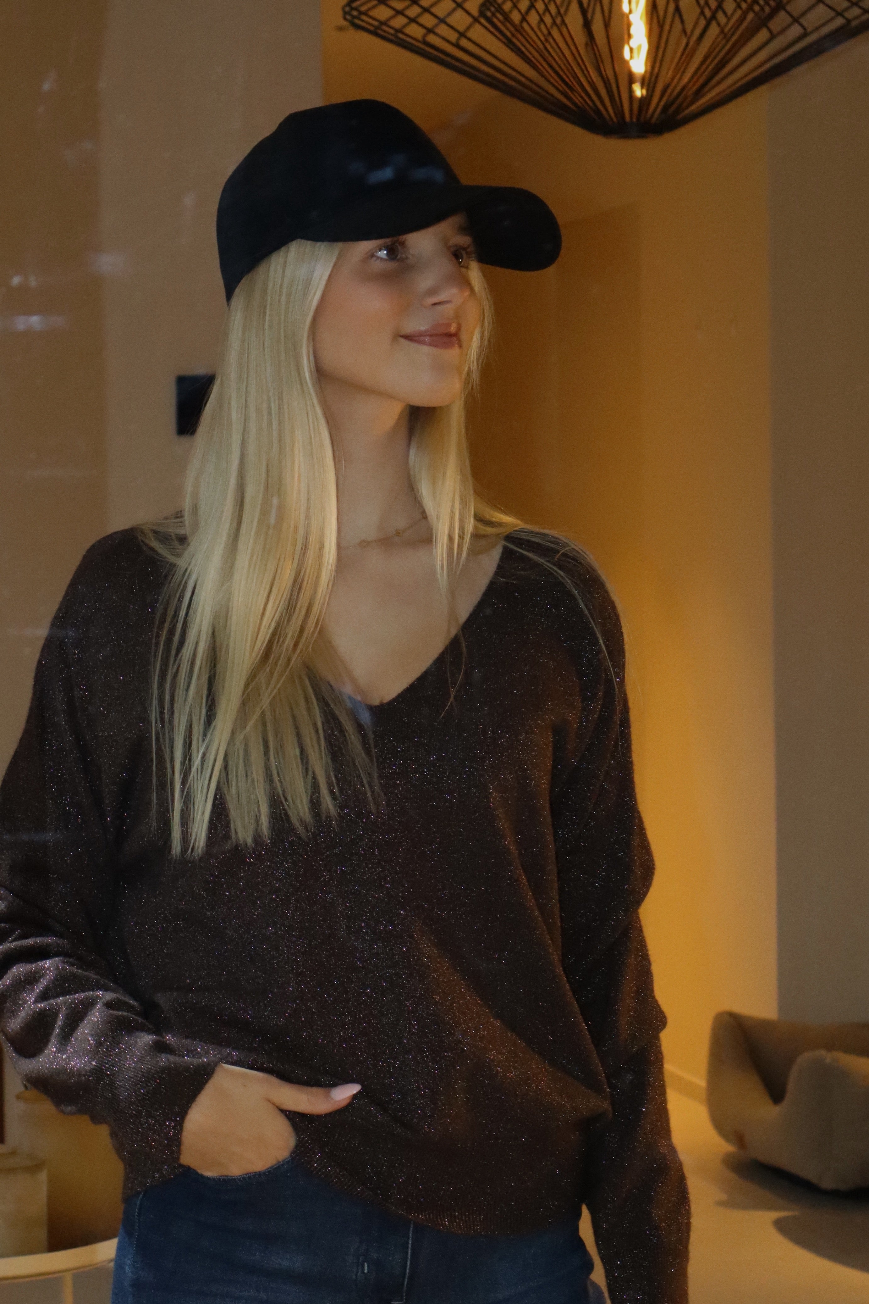 Bruine glitter trui met v-hals