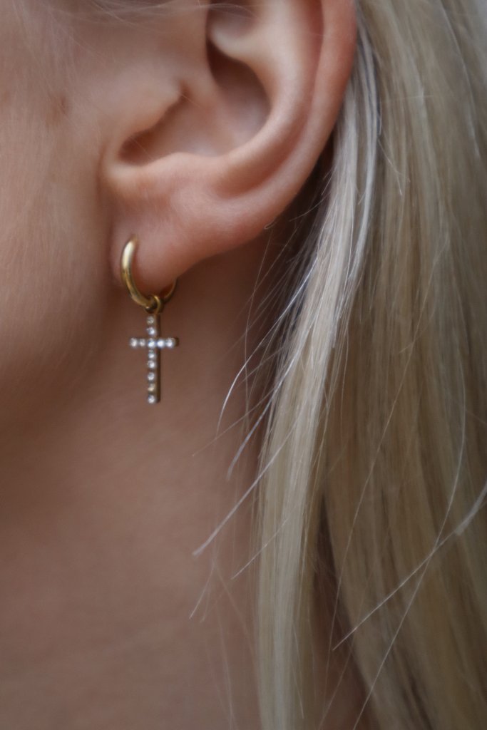 Oorbellen kruisjes hangertje